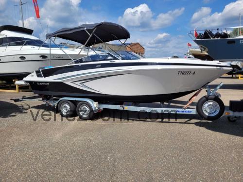 Glastron GT 229 Tekniset tiedot ja arvostelut 